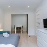 Nad Sudolem Stylish Apartment